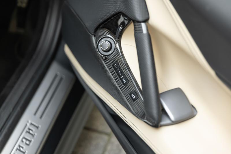 Used Ferrari 812 Superfast 2020 for sale - 78015263: Photo 17