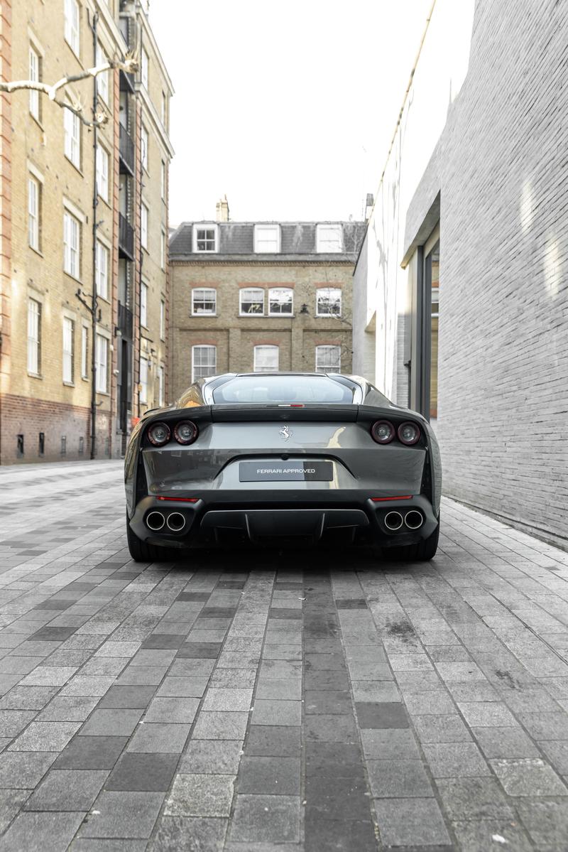 Used Ferrari 812 Superfast 2020 for sale - 78015263: Photo 9