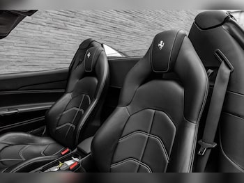 Used Ferrari 488 2017 for sale - 77381724: Photo