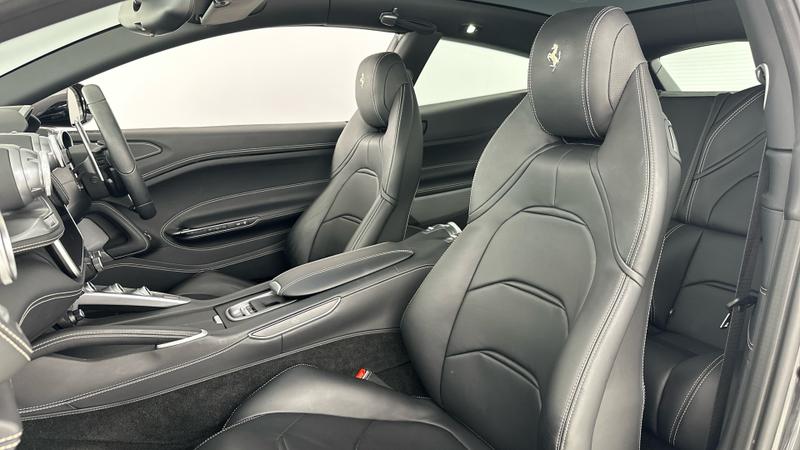 Used Ferrari GTC4Lusso 2018 for sale - 76534380: Photo 11