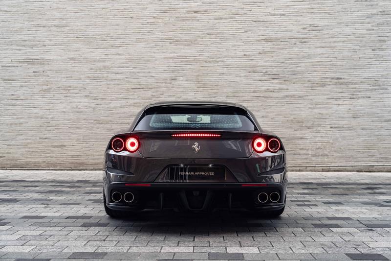 Used Ferrari GTC4Lusso 2018 for sale - 76534380: Photo 24