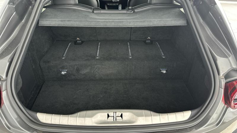 Used Ferrari GTC4Lusso 2018 for sale - 76534380: Photo 8