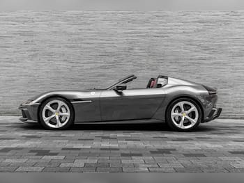 Used Ferrari 12 Cilindri 2025 for sale - 79725534: Photo