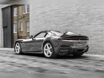 Used Ferrari 12 Cilindri 2025 for sale - 79725534: Photo