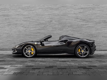 Used Ferrari 296 GTS 2023 for sale - 79290637: Photo