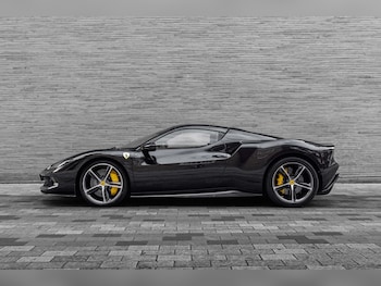 Used Ferrari 296 GTS 2023 for sale - 79290637: Photo