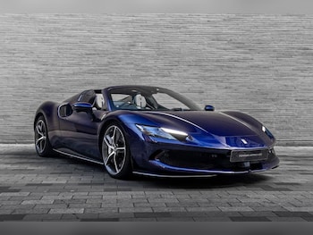 Used Ferrari 296 GTS 2024 for sale - 76949053: Photo