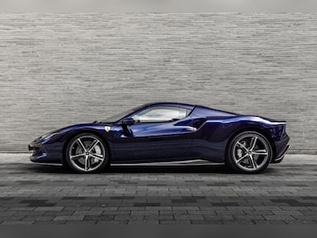 Used Ferrari 296 GTS 2024 for sale - 76949053: Photo