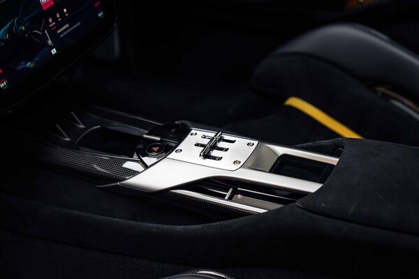 Used Ferrari 12 Cilindri 2025 for sale - 76255432: Photo 15