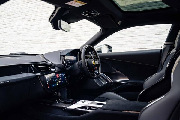 Used Ferrari 12 Cilindri 2025 for sale - 76255432: Photo 18