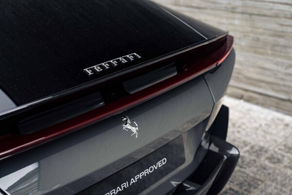 Used Ferrari 12 Cilindri 2025 for sale - 76255432: Photo 6