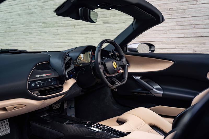 Used Ferrari SF90 Spider 2023 for sale - 76603449: Photo 17