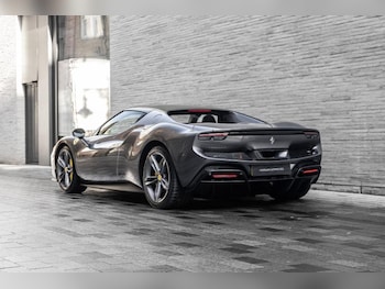 Used Ferrari 296 GTB 2023 for sale - 77450524: Photo