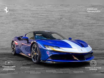 Used Ferrari SF90 Spider 2021 for sale - 79600681: Photo