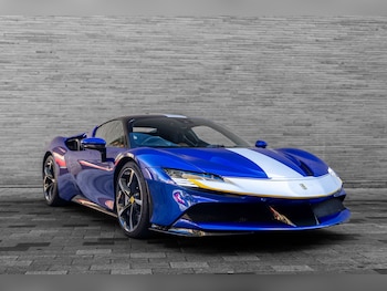 Used Ferrari SF90 Spider 2021 for sale - 79600681: Photo
