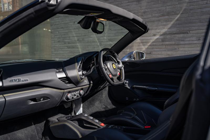 Used Ferrari 488 2018 for sale - 76146661: Photo 17