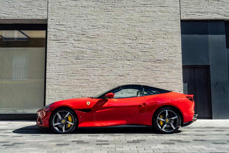 Used Ferrari Portofino 2021 for sale - 76184468: Photo 2