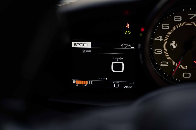 Used Ferrari 488 2017 for sale - 76534371: Photo 22