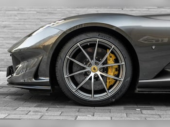 Used Ferrari 812 Superfast 2020 for sale - 78102393: Photo