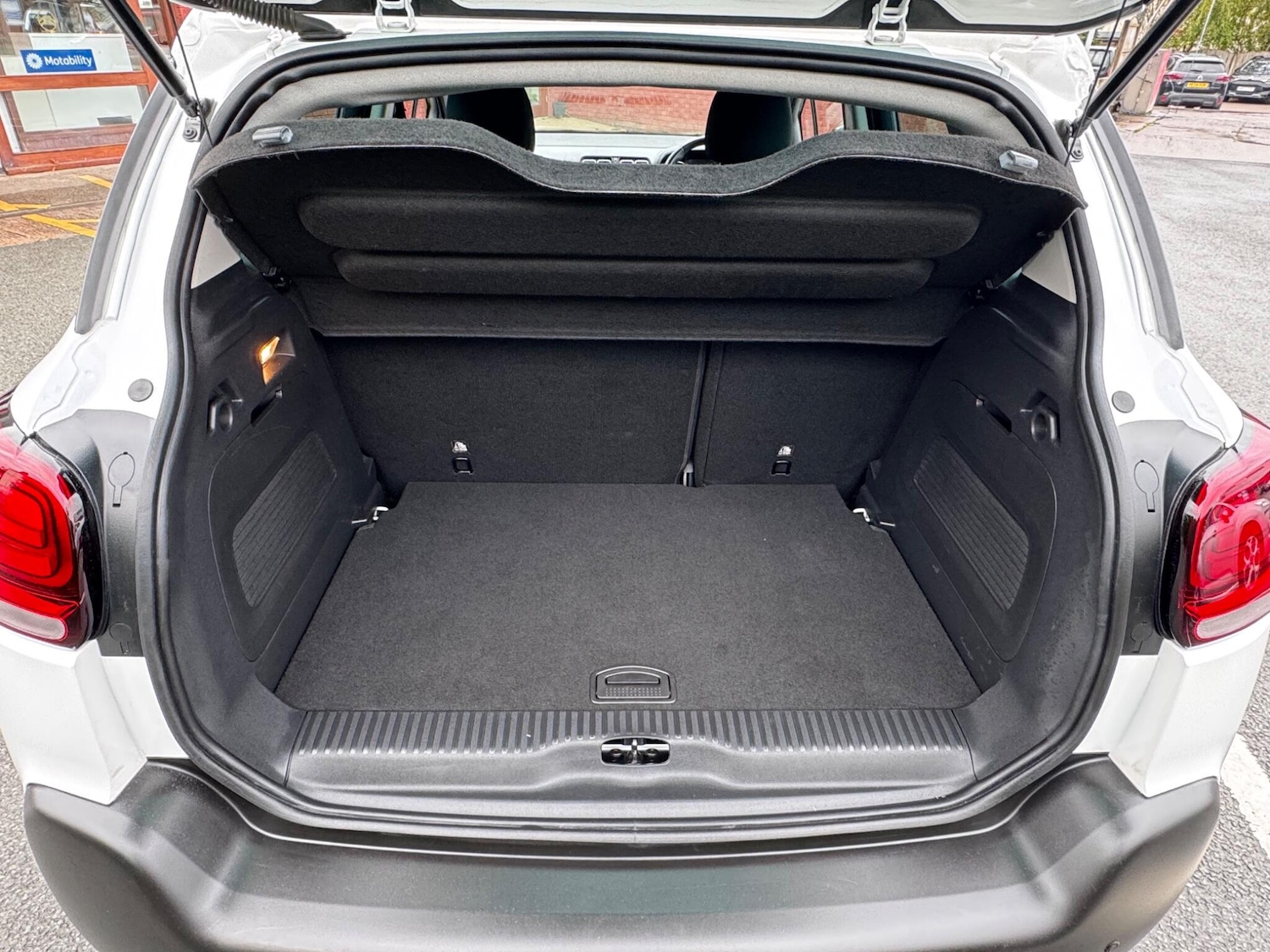 Used Citroen C3 Aircross 2023 for sale - 77131202: Photo 12