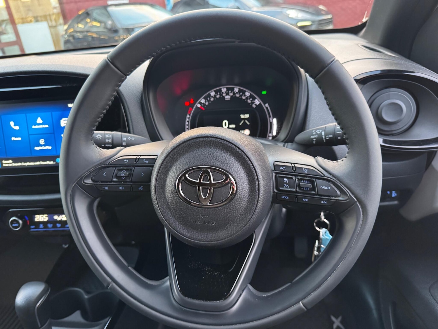 Used Toyota Aygo X 2024 for sale - 77266990: Photo 32