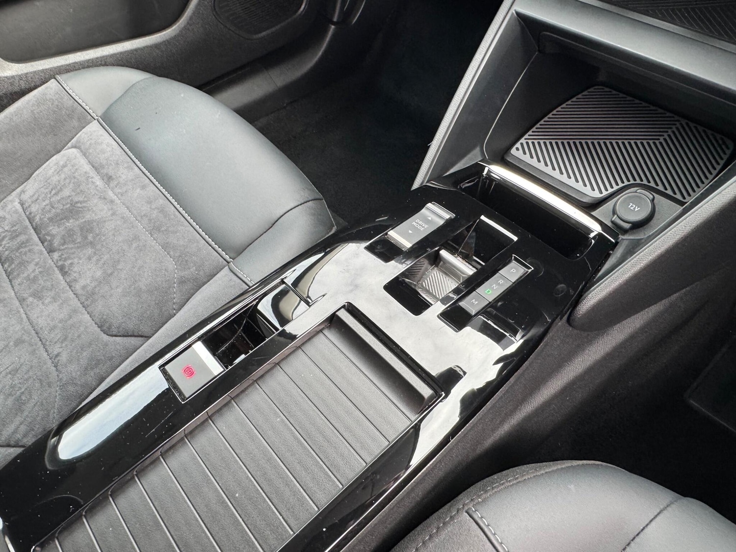 Used Citroen C4 2024 for sale - 78058118: Photo 44