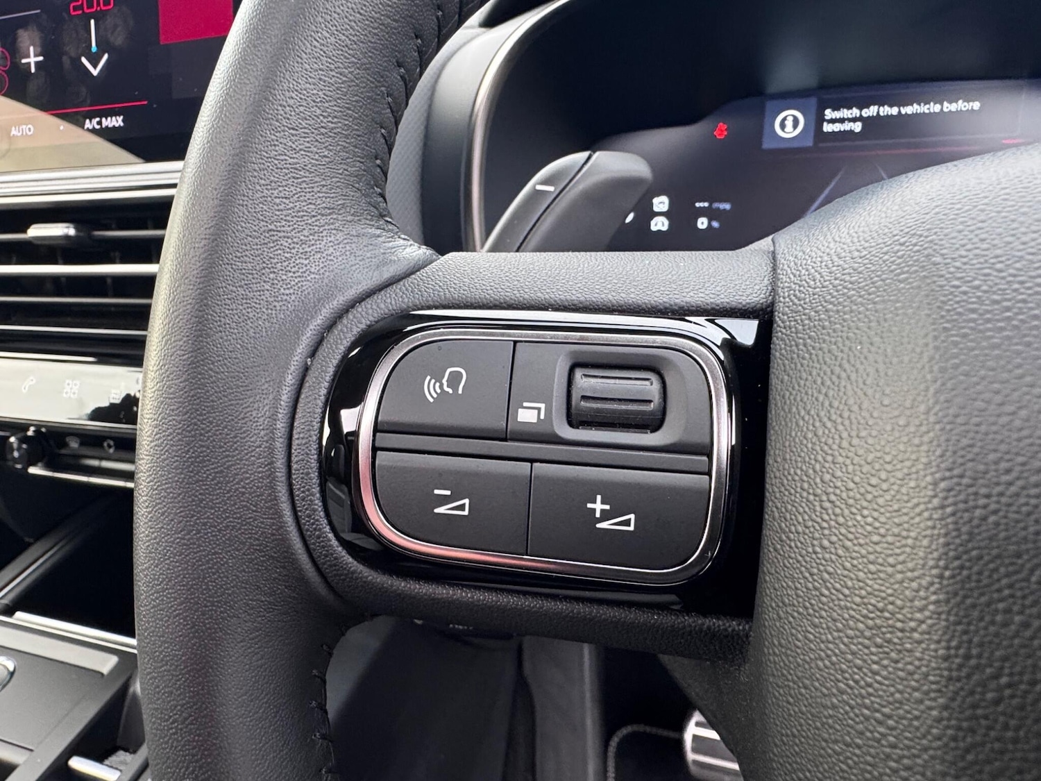 Used Citroen C5 Aircross 2024 for sale - 77131376: Photo 40