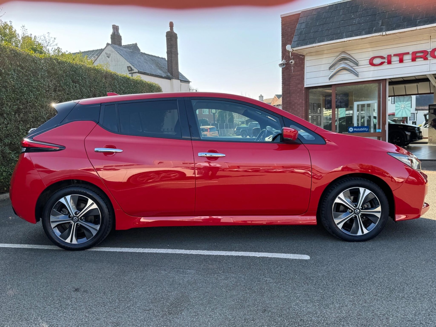 Used Nissan Leaf 2021 for sale - 77958237: Photo 3