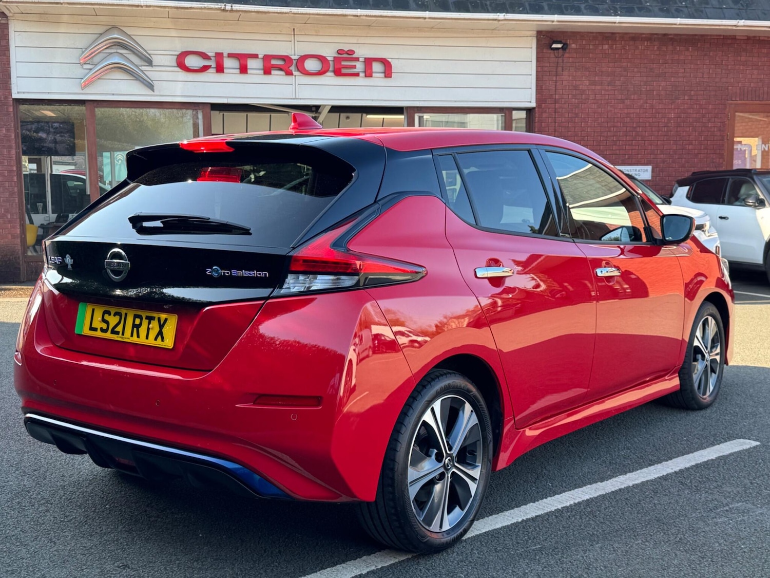 Used Nissan Leaf 2021 for sale - 77958237: Photo 5