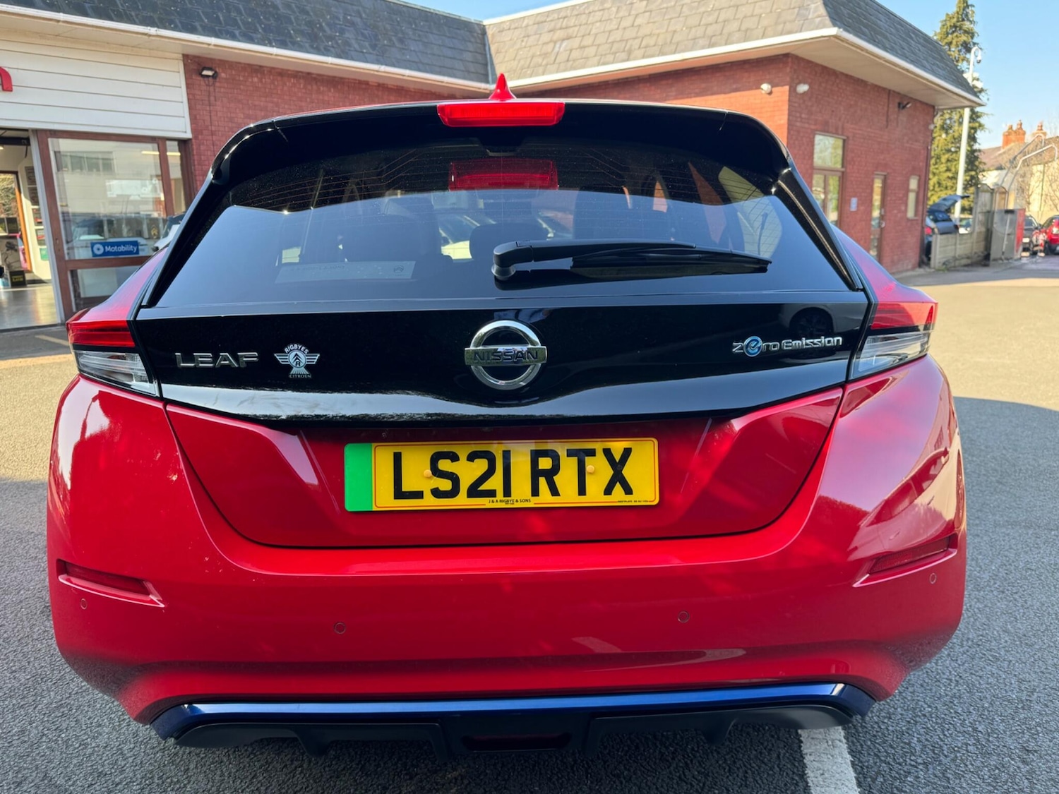 Used Nissan Leaf 2021 for sale - 77958237: Photo 8