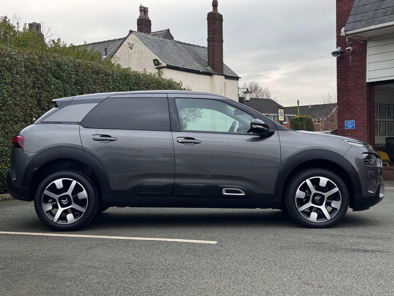 Used Citroen C4 Cactus 2019 for sale - 77670875: Photo 3