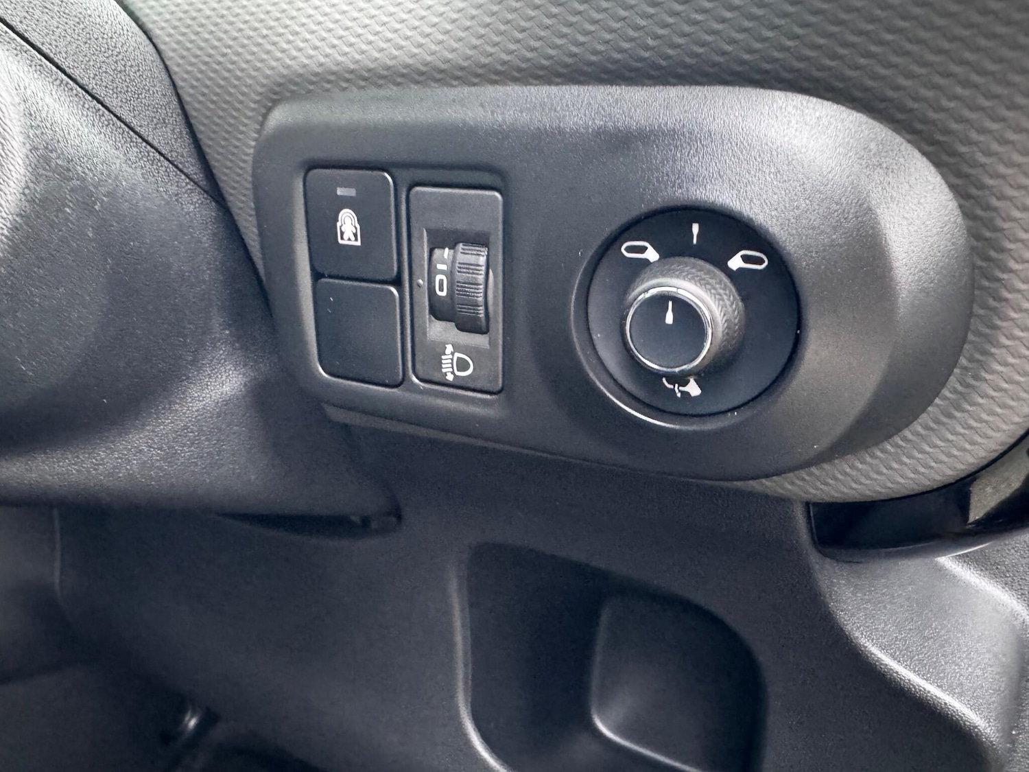 Used Citroen C4 Cactus 2019 for sale - 77670875: Photo 37