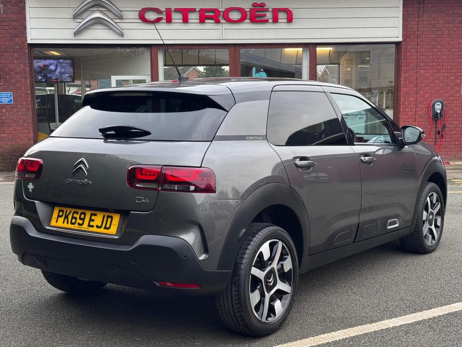 Used Citroen C4 Cactus 2019 for sale - 77670875: Photo 5