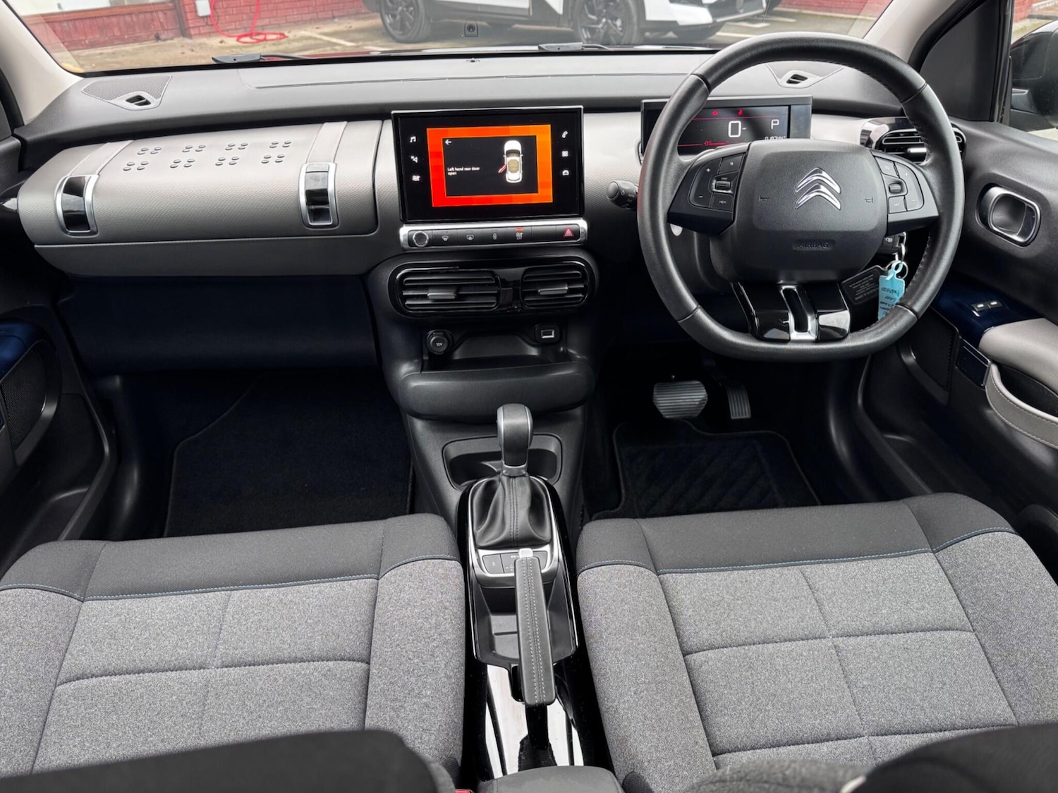 Used Citroen C4 Cactus 2019 for sale - 77670875: Photo 6