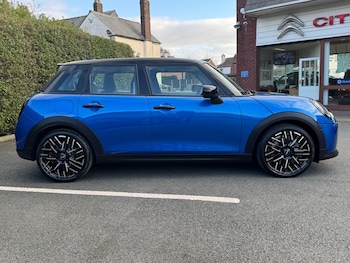 Used MINI Cooper 2024 for sale - 77839613: Photo