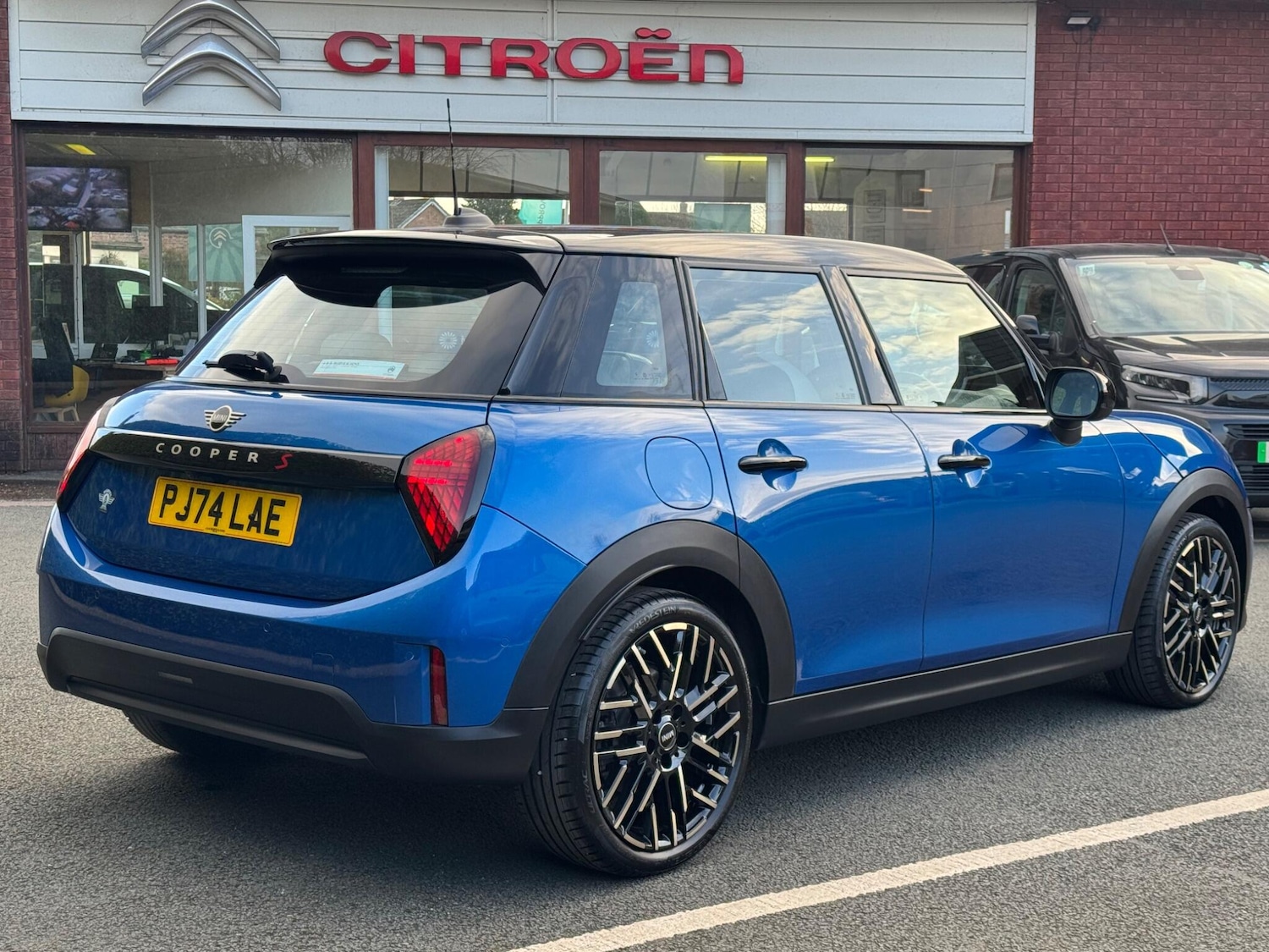 Used MINI Cooper 2024 for sale - 77839613: Photo 5