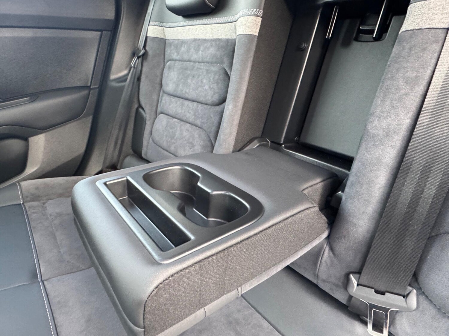 Used Citroen e-C4 for sale - 77908904: Photo 29