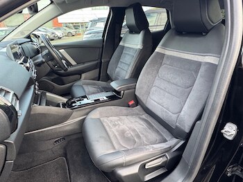 Used Citroen e-C4 2024 for sale - 77908904: Photo