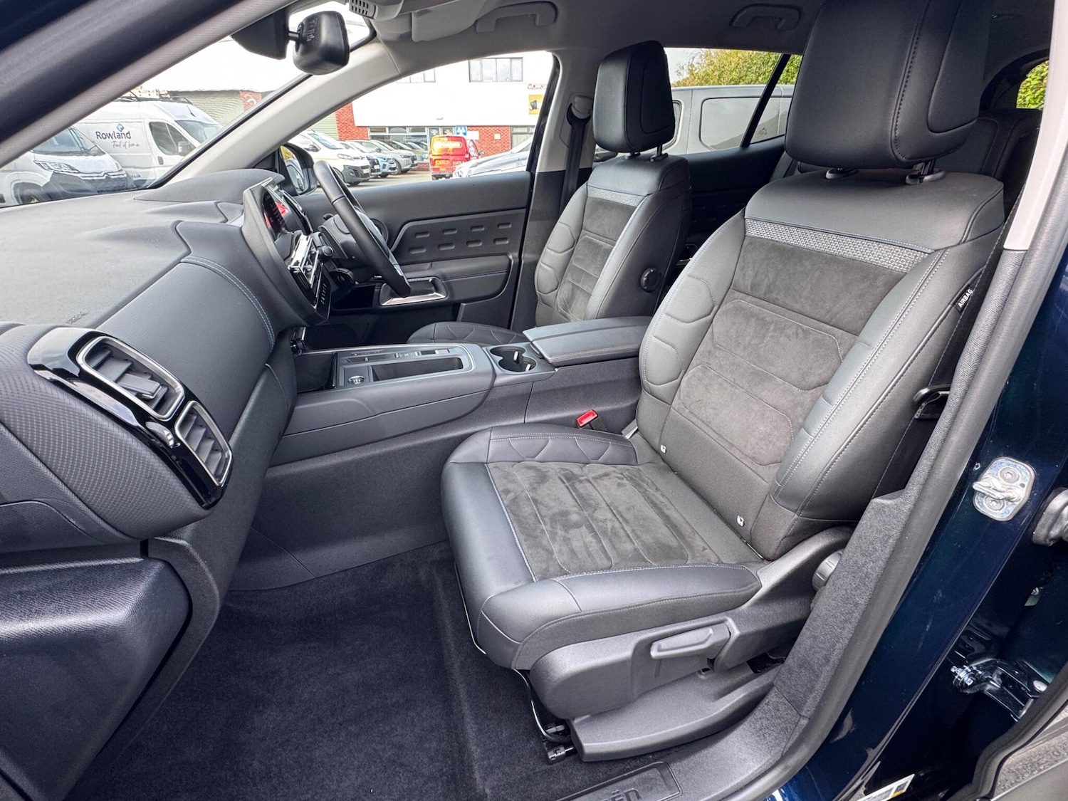 Used Citroen C5 Aircross 2025 for sale - 77768882: Photo 2