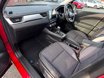 Used Renault Captur 2022 for sale - 77203185: Photo