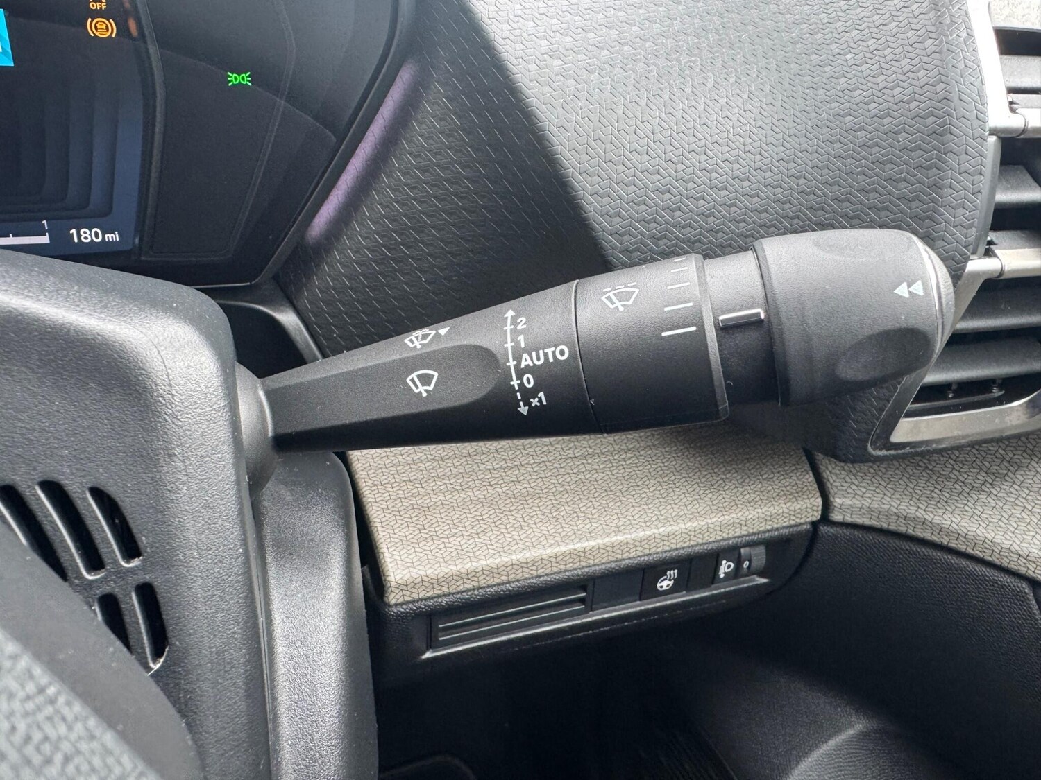 Used Citroen C5 X 2023 for sale - 78020208: Photo 24