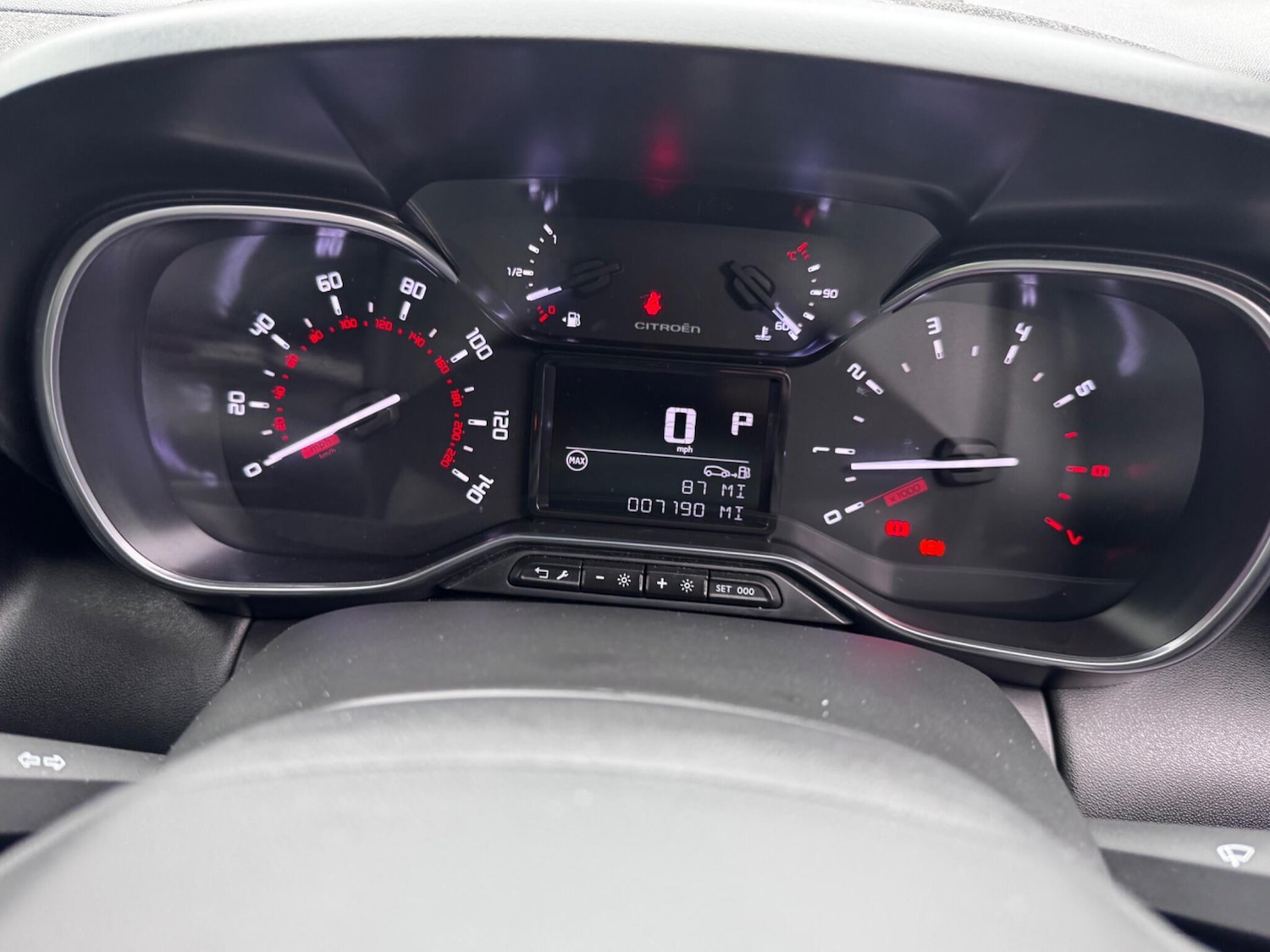 Used Citroen C3 Aircross 2024 for sale - 77794110: Photo 31