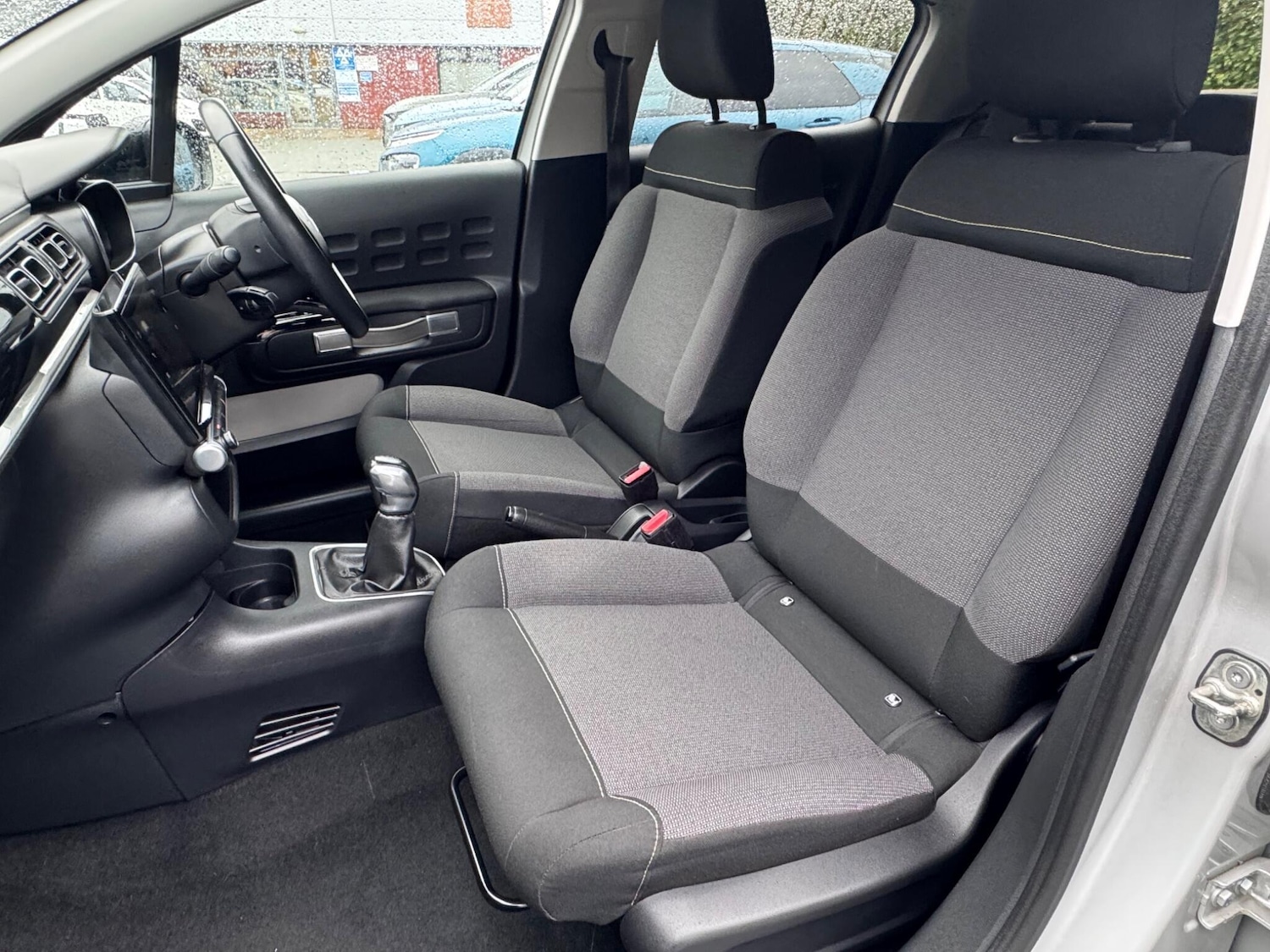 Used Citroen C3 2017 for sale - 77550181: Photo 2