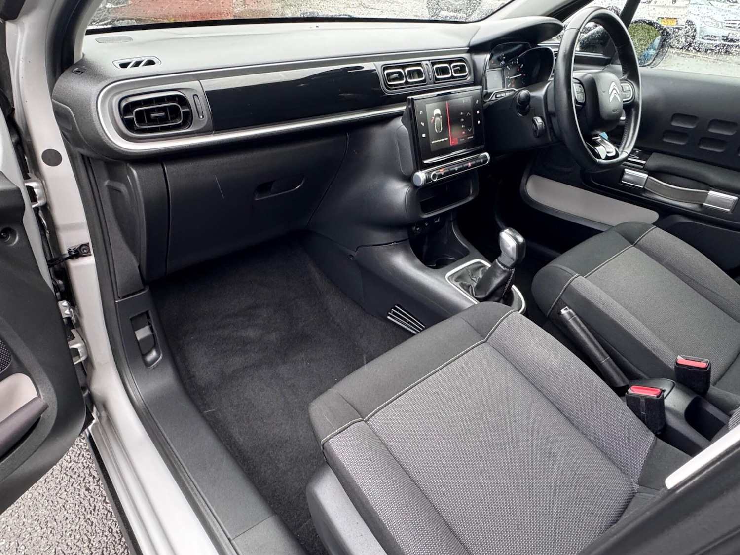 Used Citroen C3 2017 for sale - 77550181: Photo 4