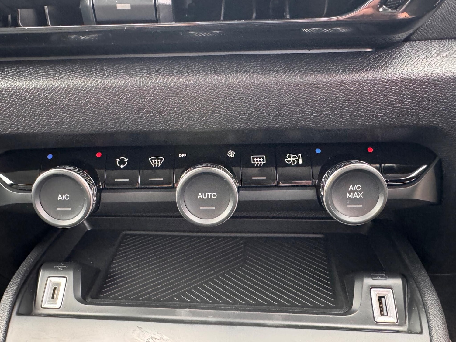 Used Citroen C4 2024 for sale - 77130779: Photo 46