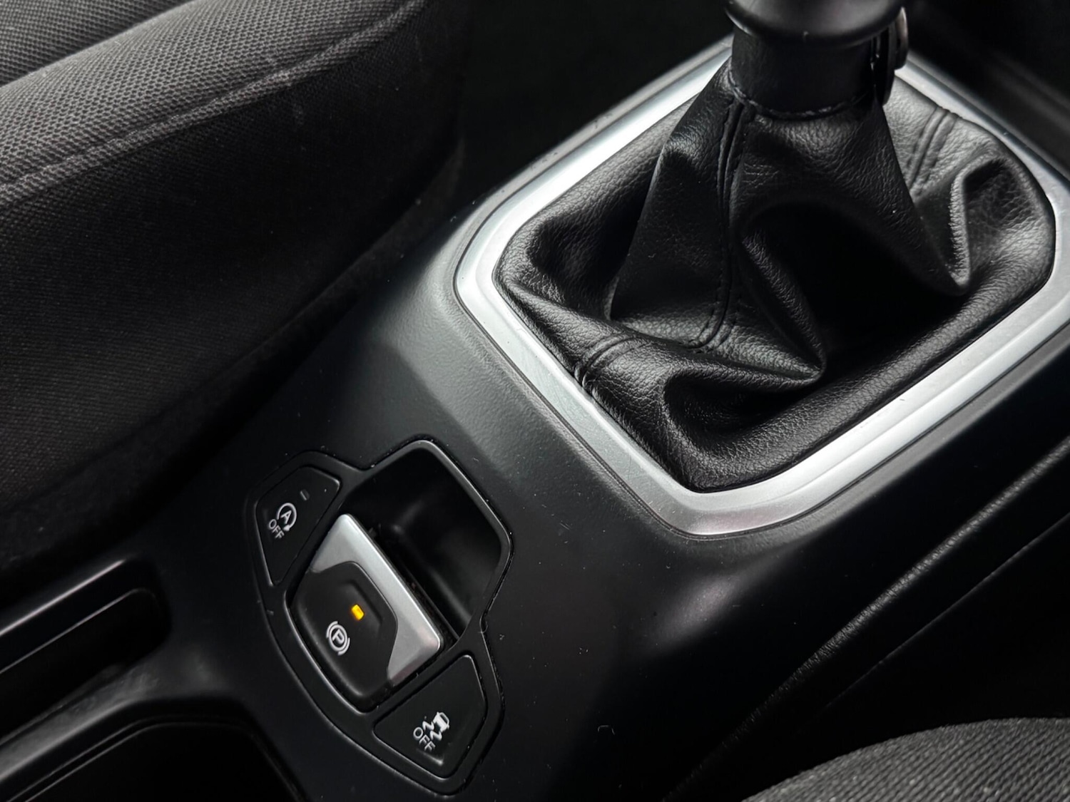 Used Jeep Renegade 2021 for sale - 77695791: Photo 34