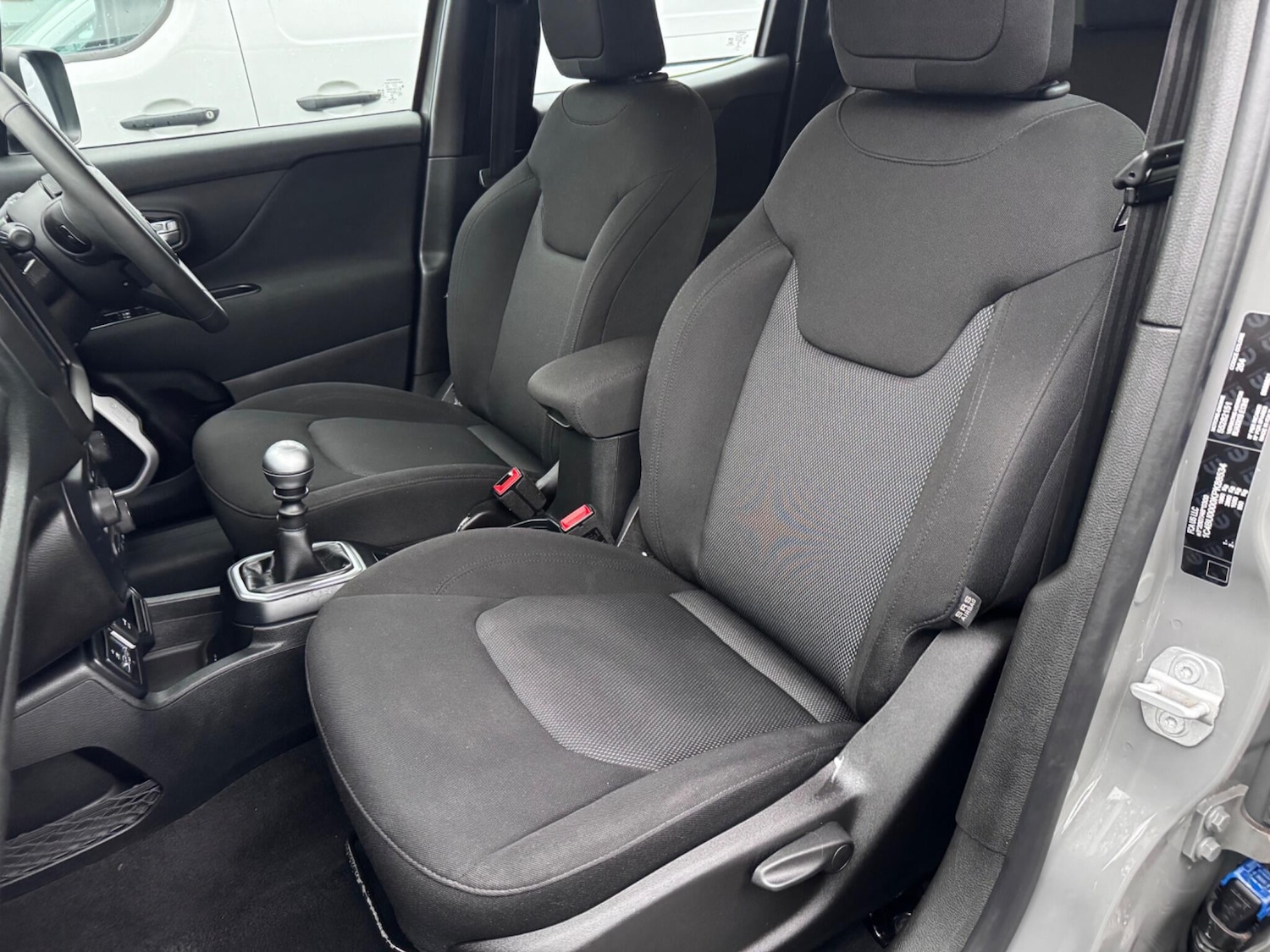 Used Jeep Renegade 2021 for sale - 77695791: Photo 6