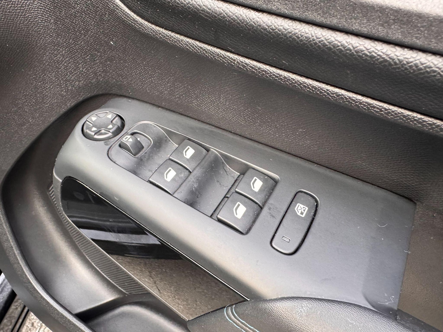 Used Citroen C5 Aircross for sale - 77633861: Photo 30