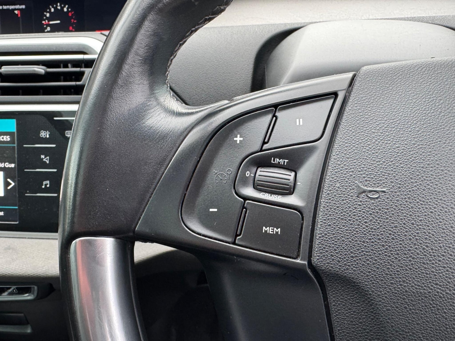 Used Citroen C4 for sale - 77824135: Photo 31