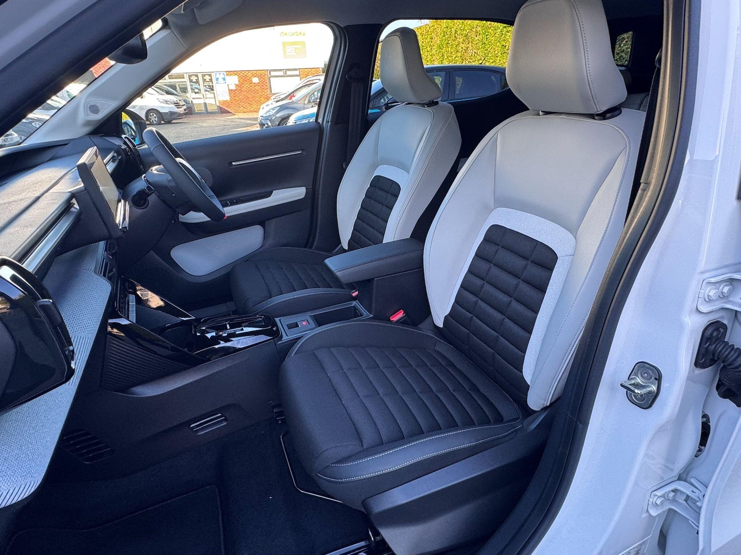 Used Citroen C3 Aircross 2025 for sale - 77131950: Photo 6